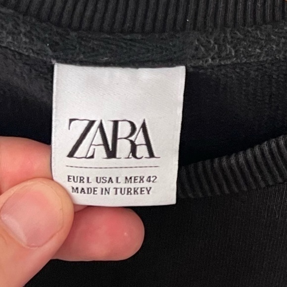 Zara Sweater Size Large - Picture 2 of 3